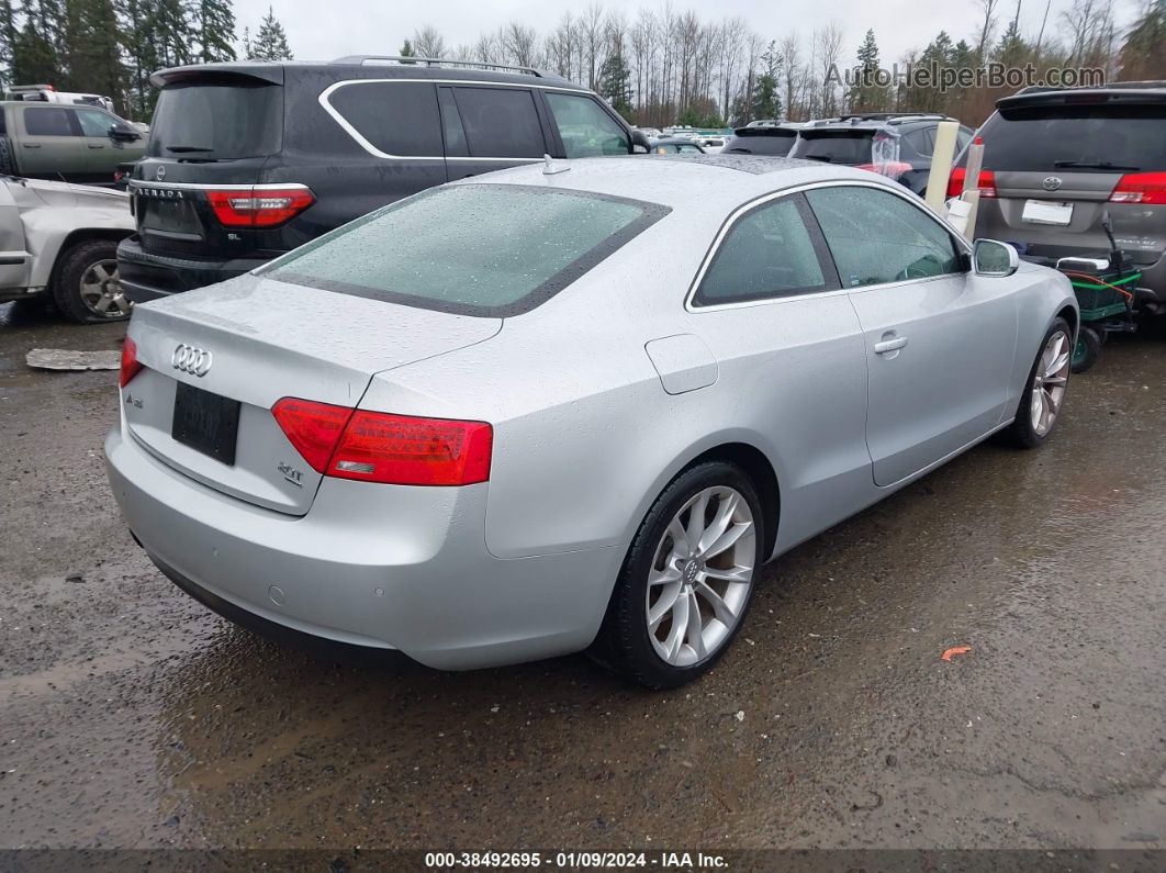 2014 Audi A5 2.0t Premium Серебряный vin: WAULFAFR3EA015856