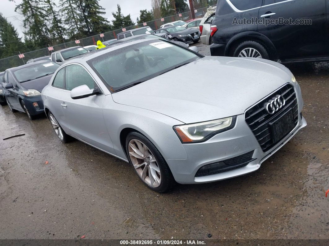 2014 Audi A5 2.0t Premium Серебряный vin: WAULFAFR3EA015856