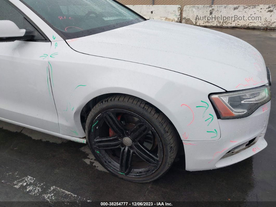 2014 Audi A5 2.0t Premium White vin: WAULFAFR3EA025500