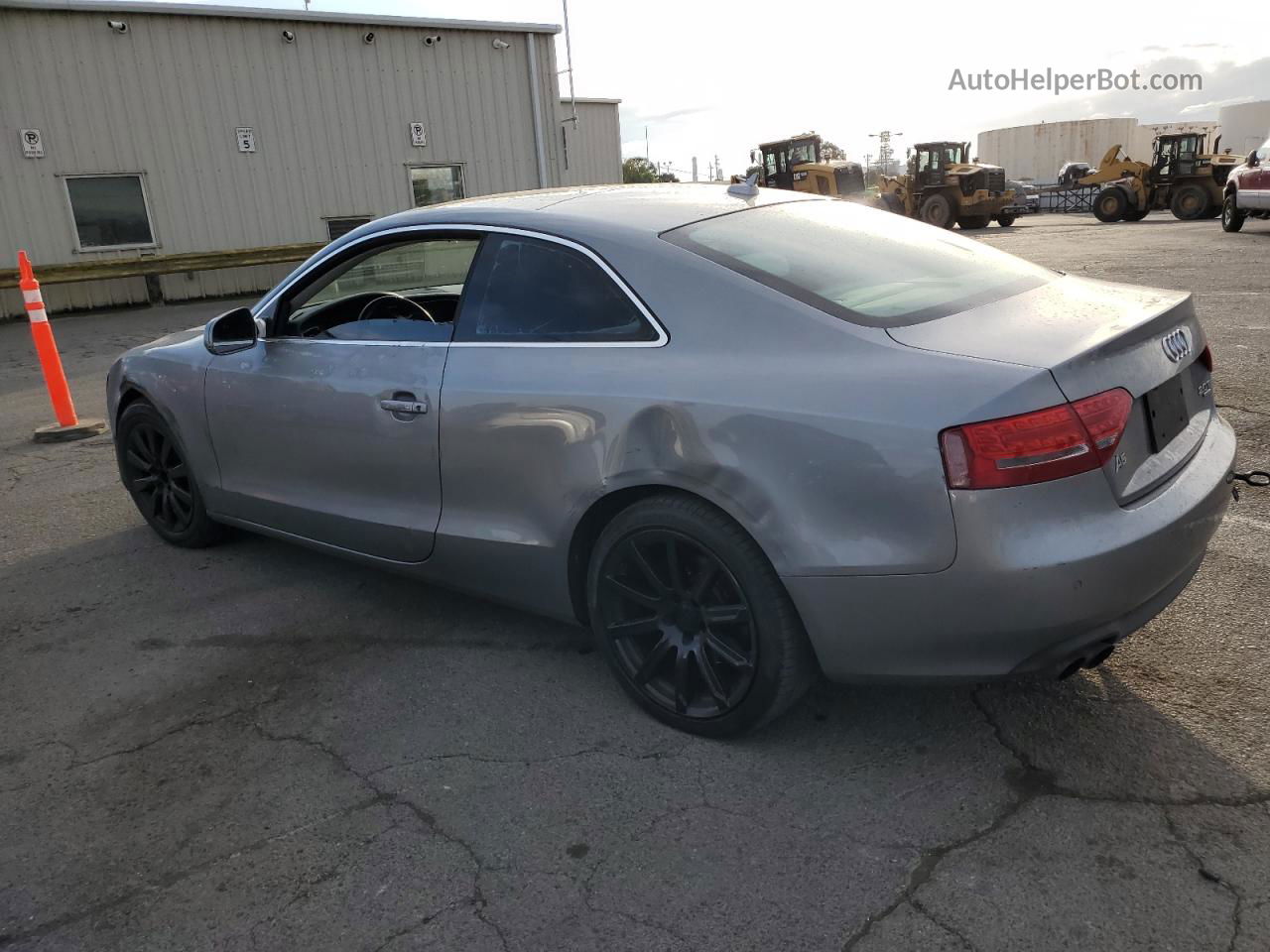 2011 Audi A5 Premium Plus Серебряный vin: WAULFAFR5BA016762