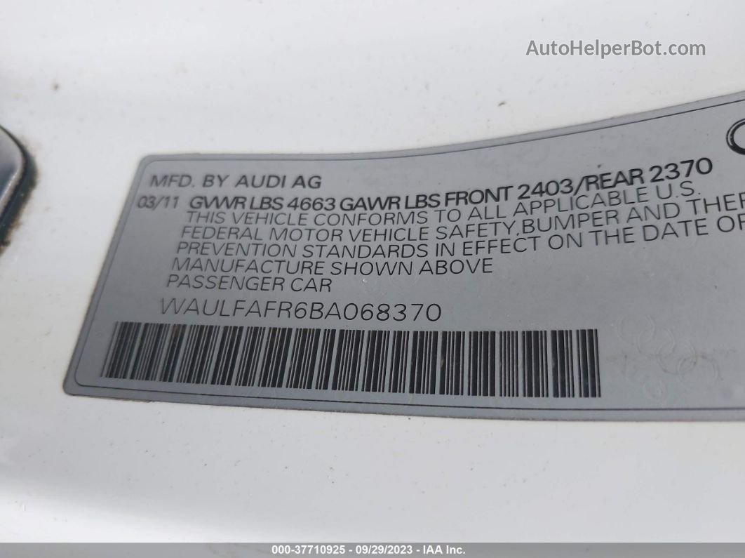 2011 Audi A5 2.0t Premium Plus Белый vin: WAULFAFR6BA068370