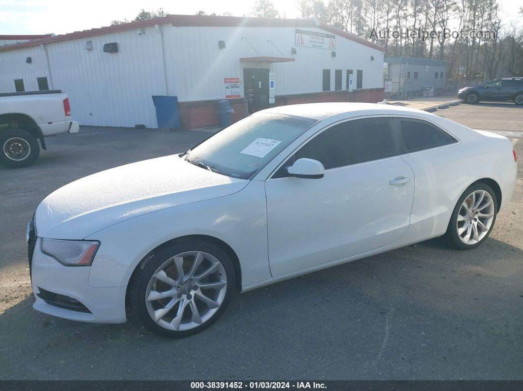 2014 Audi A5 2.0t Premium White vin: WAULFAFR6EA073010