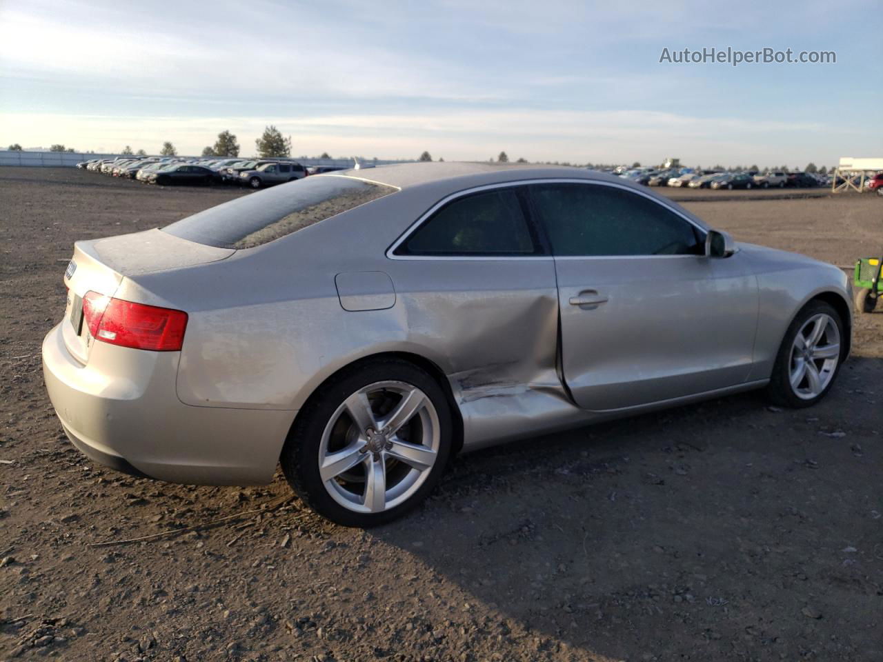 2014 Audi A5 Premium Plus Серебряный vin: WAULFAFR8EA063031