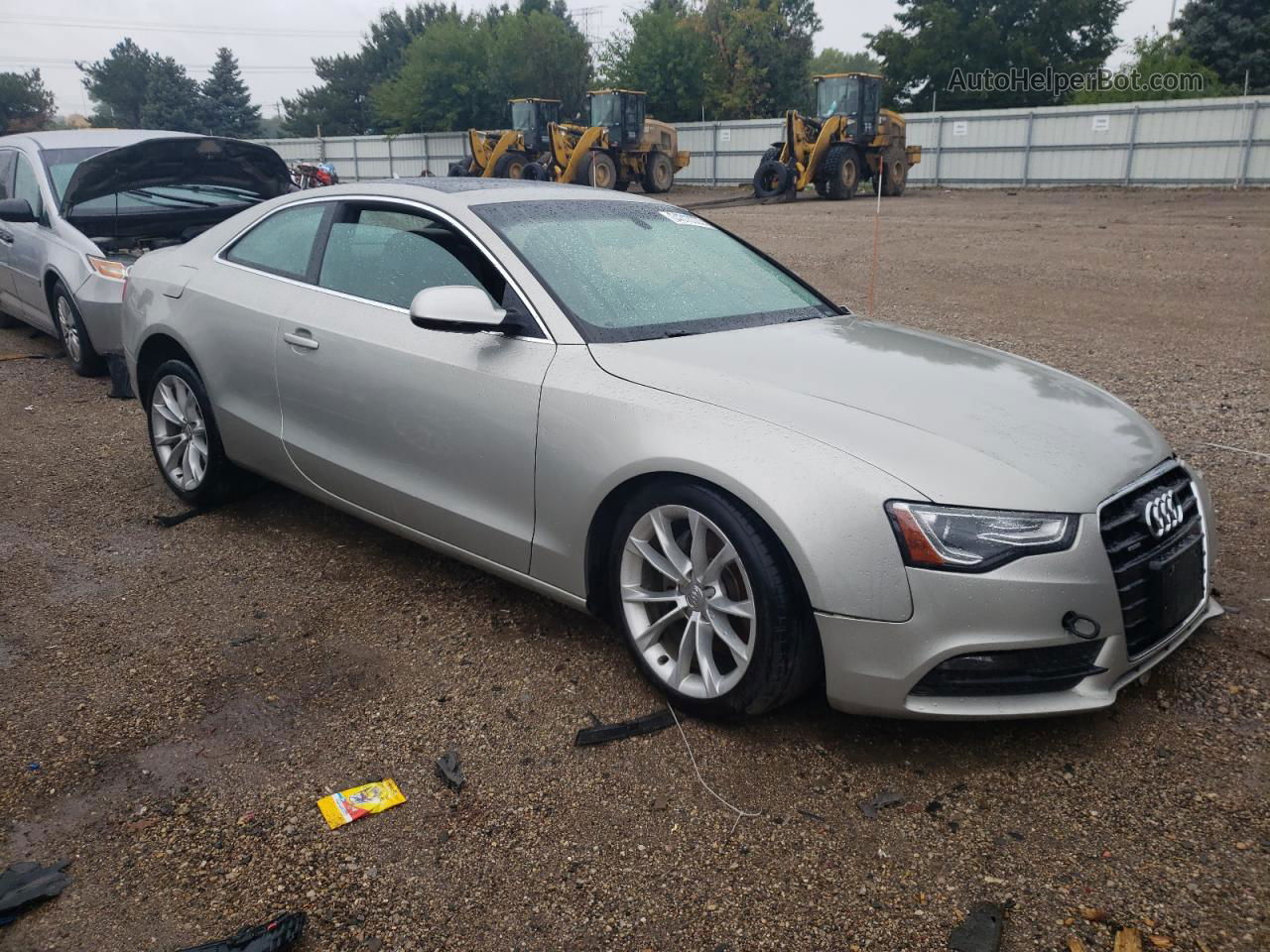 2014 Audi A5 Premium Plus Beige vin: WAULFAFR9EA057366