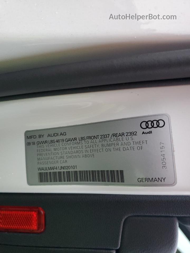 2018 Audi A4 Premium Plus Белый vin: WAULMAF41JN020101