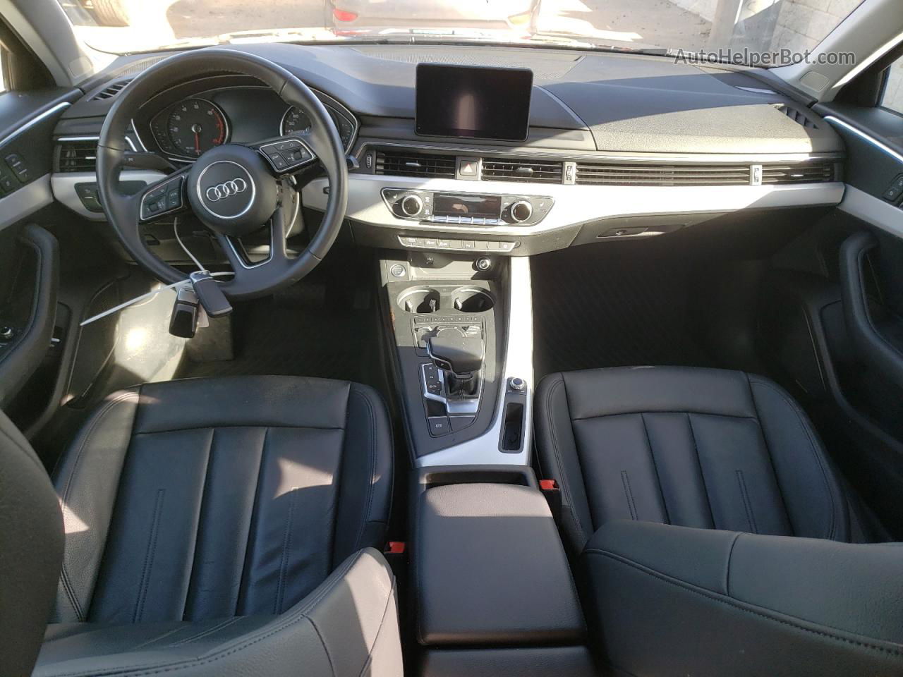 2018 Audi A4 Premium Plus Черный vin: WAULMAF48JA112362