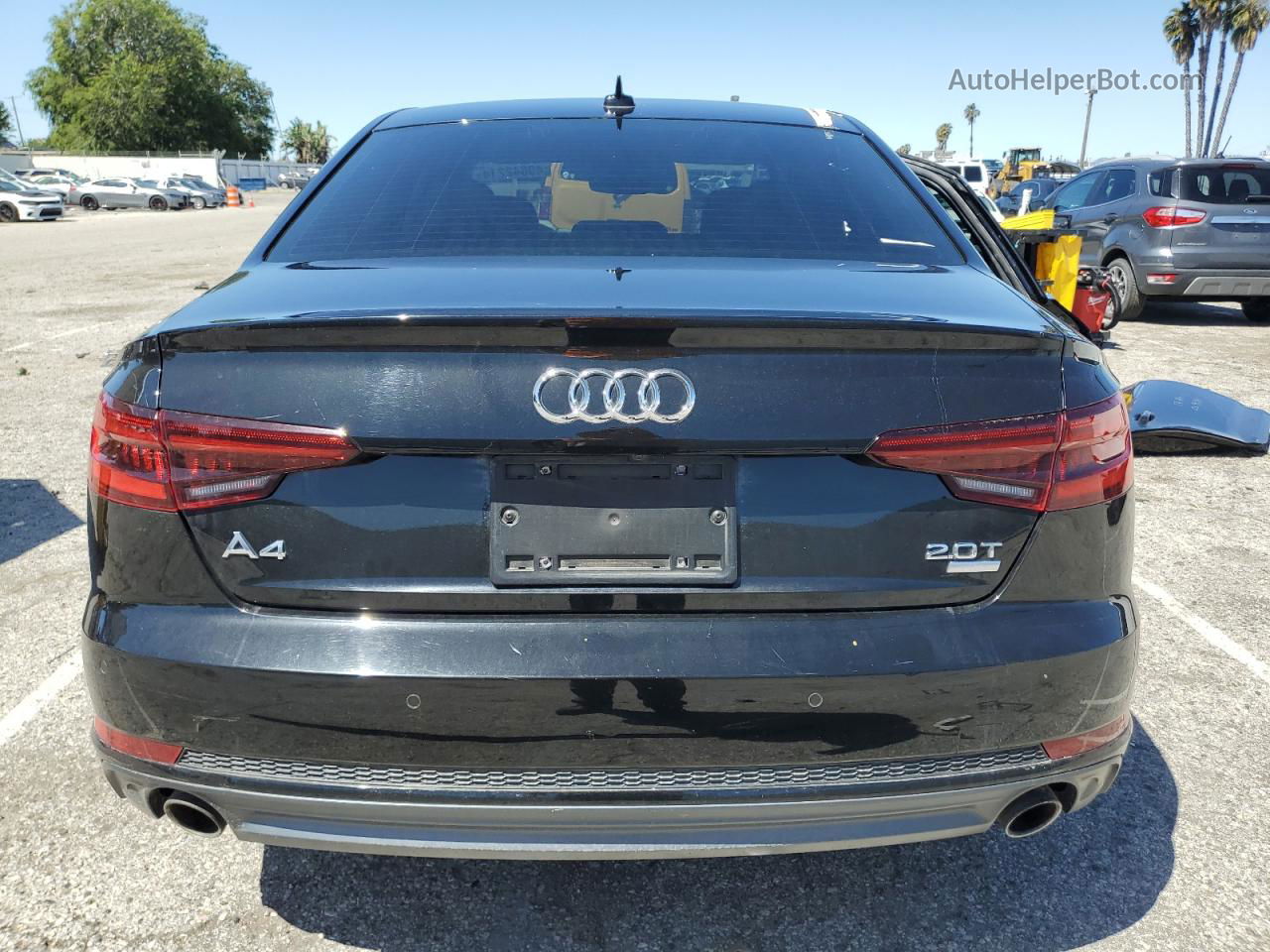 2018 Audi A4 Premium Plus Черный vin: WAULMAF48JN011878