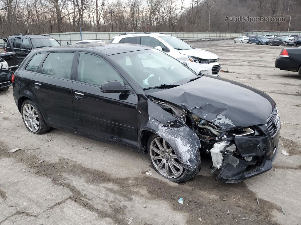 2012 Audi A3 Premium Plus Черный vin: WAUMFAFM1CA131143