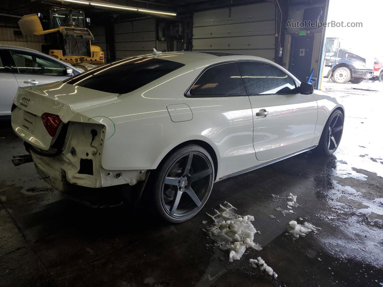 2014 Audi A5 Premium Plus White vin: WAUMFAFR6EA023003