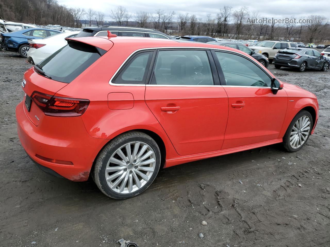 2016 Audi A3 E-tron Premium Plus Red vin: WAUTPBFF1GA032599