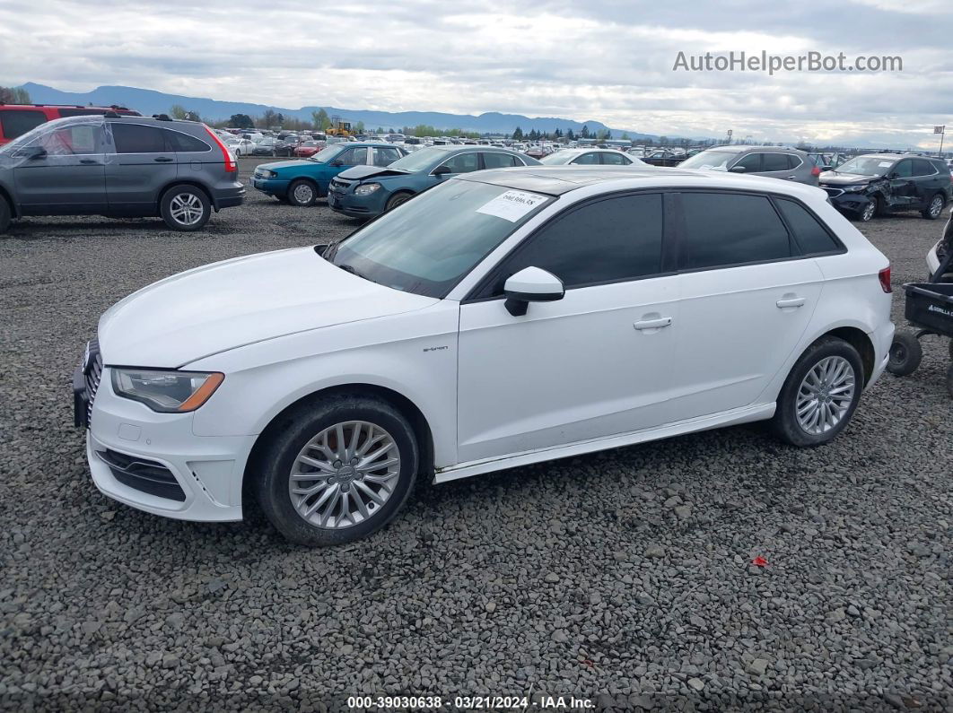 2016 Audi A3 E-tron 1.4t Premium White vin: WAUVPBFF4GA093552