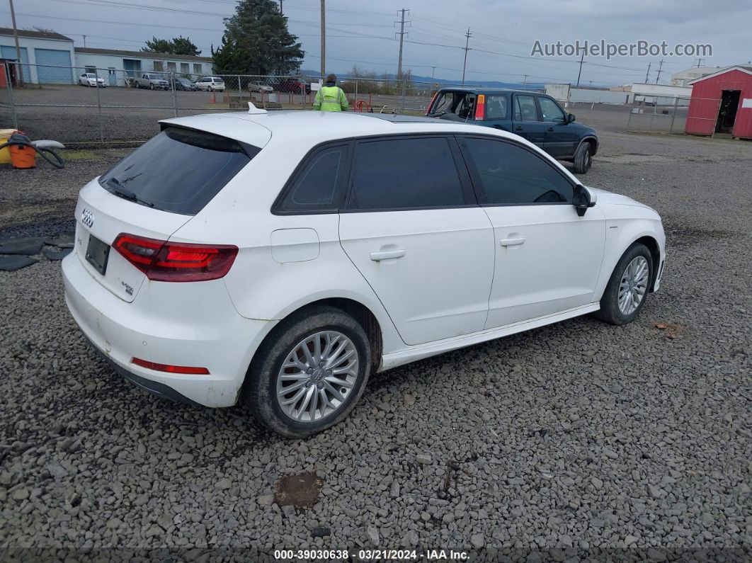 2016 Audi A3 E-tron 1.4t Premium White vin: WAUVPBFF4GA093552