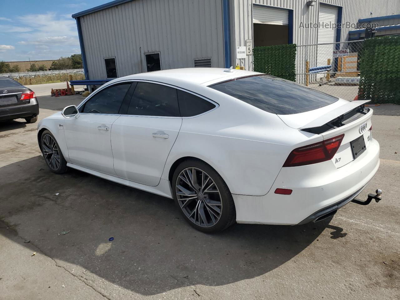 2016 Audi A7 Premium Plus Белый vin: WAUWGAFC5GN003628