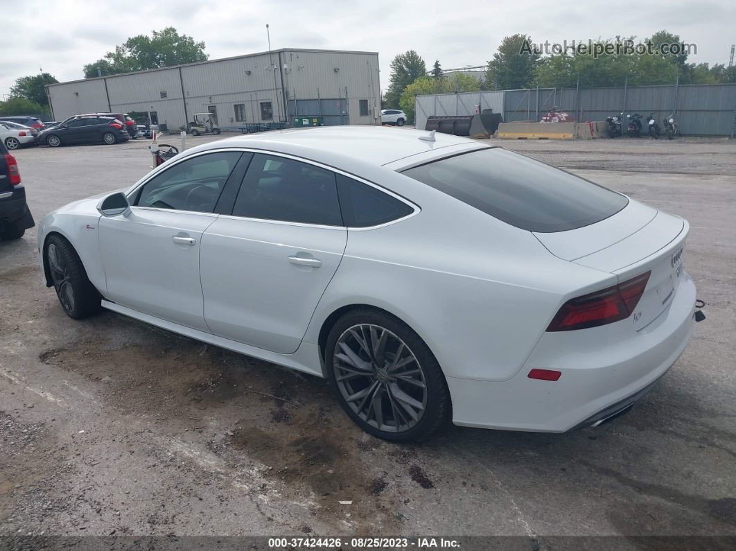 2016 Audi A7 3.0 Premium Plus Белый vin: WAUWGAFCXGN055353