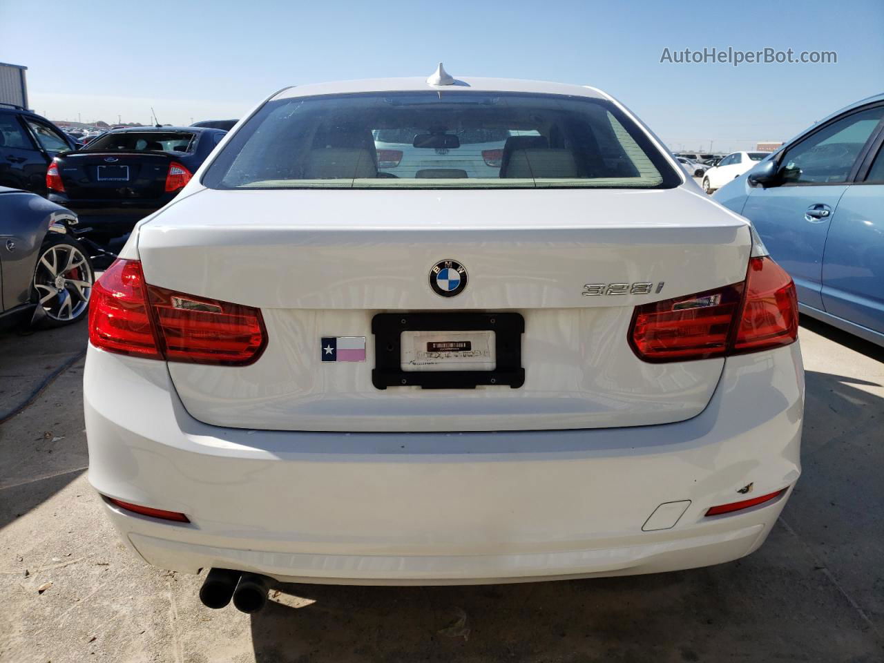 2012 Bmw 328 I Белый vin: WBA3A5C56CF346910