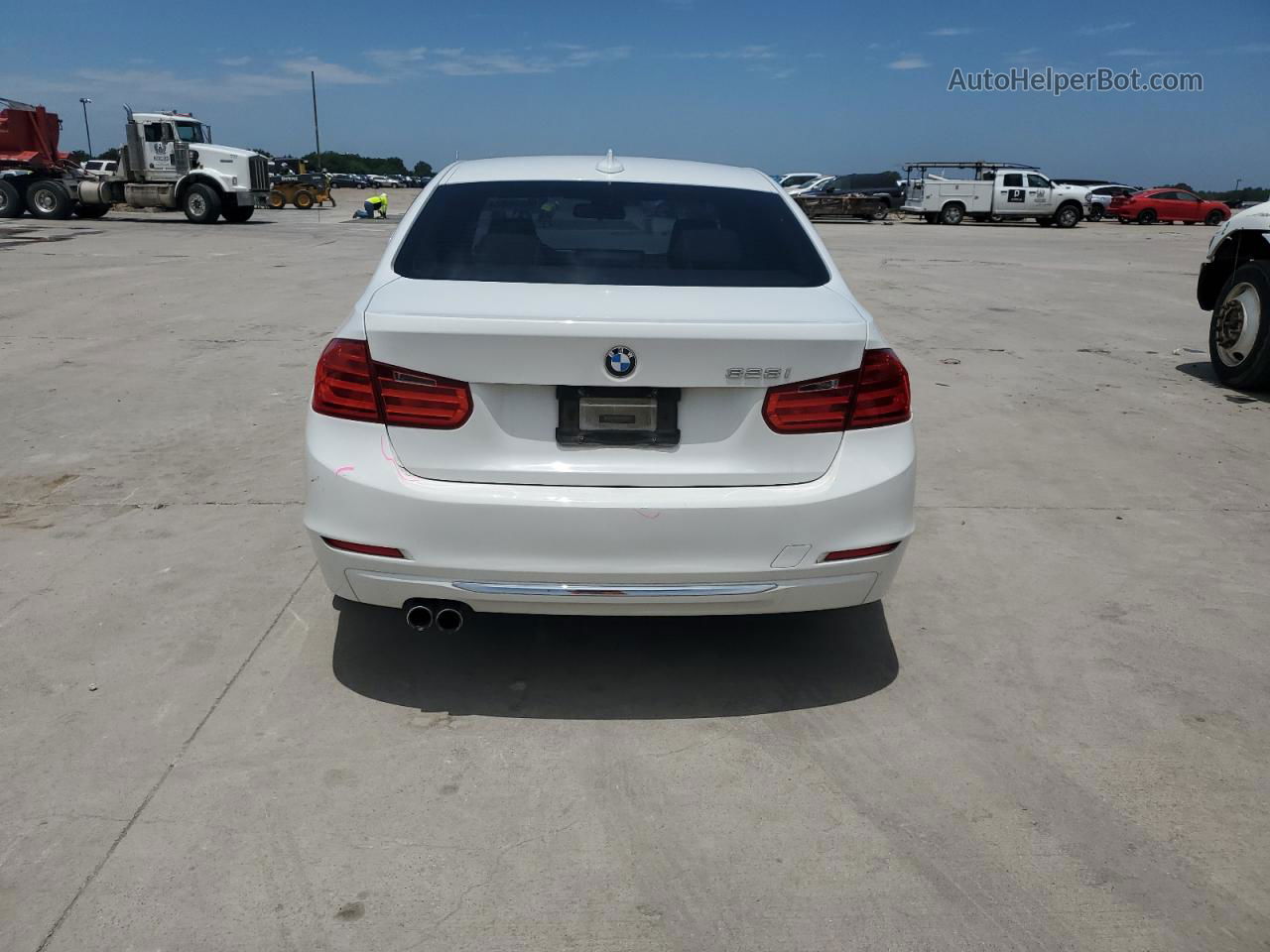 2013 Bmw 328 I White vin: WBA3A5C57DF357562