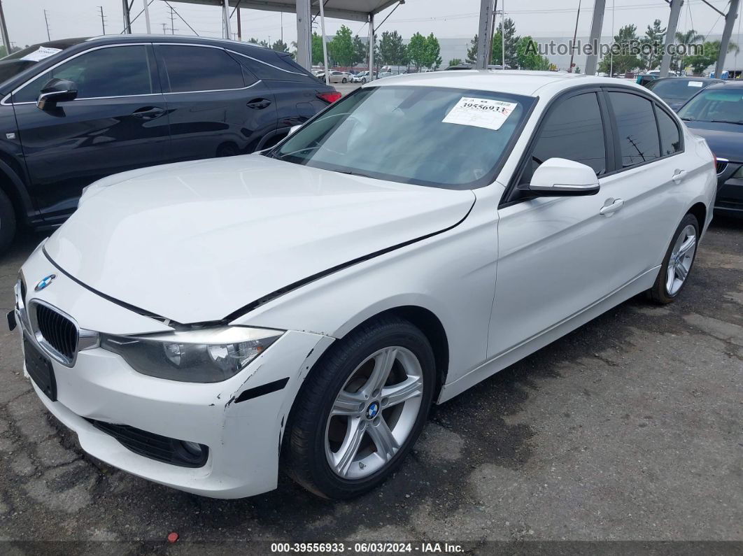 2013 Bmw 320i   White vin: WBA3B1C50DF461770