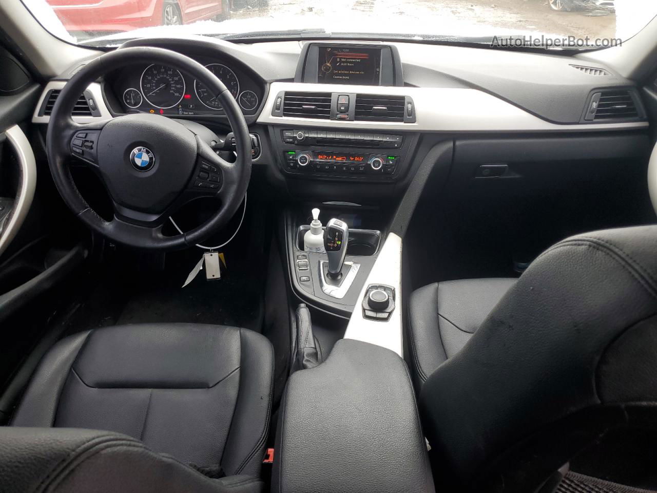 2015 Bmw 320 I Черный vin: WBA3B1C51FK140105