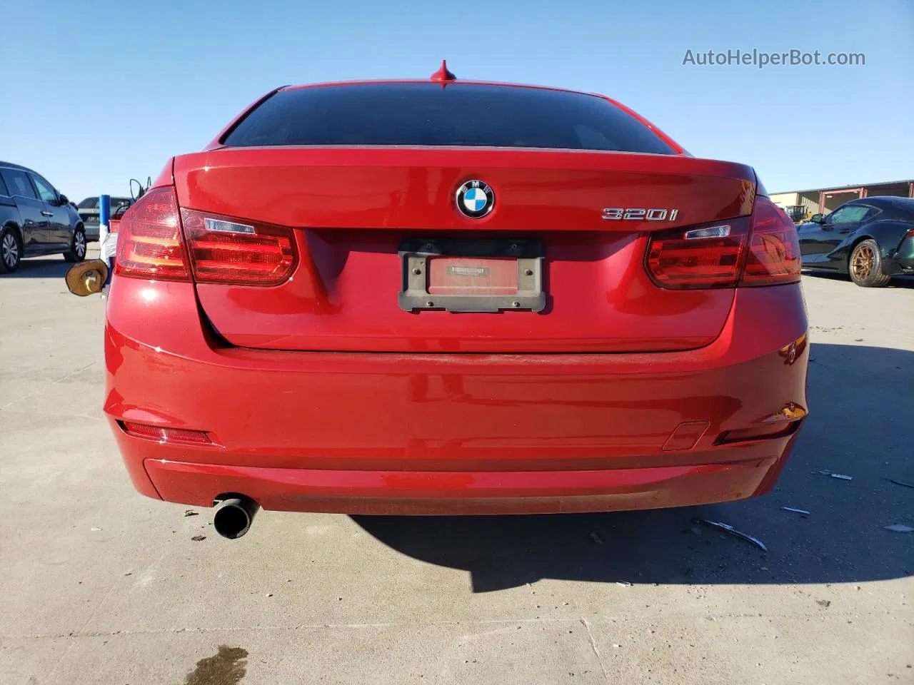 2015 Bmw 320 I Red vin: WBA3B1C55FK138728