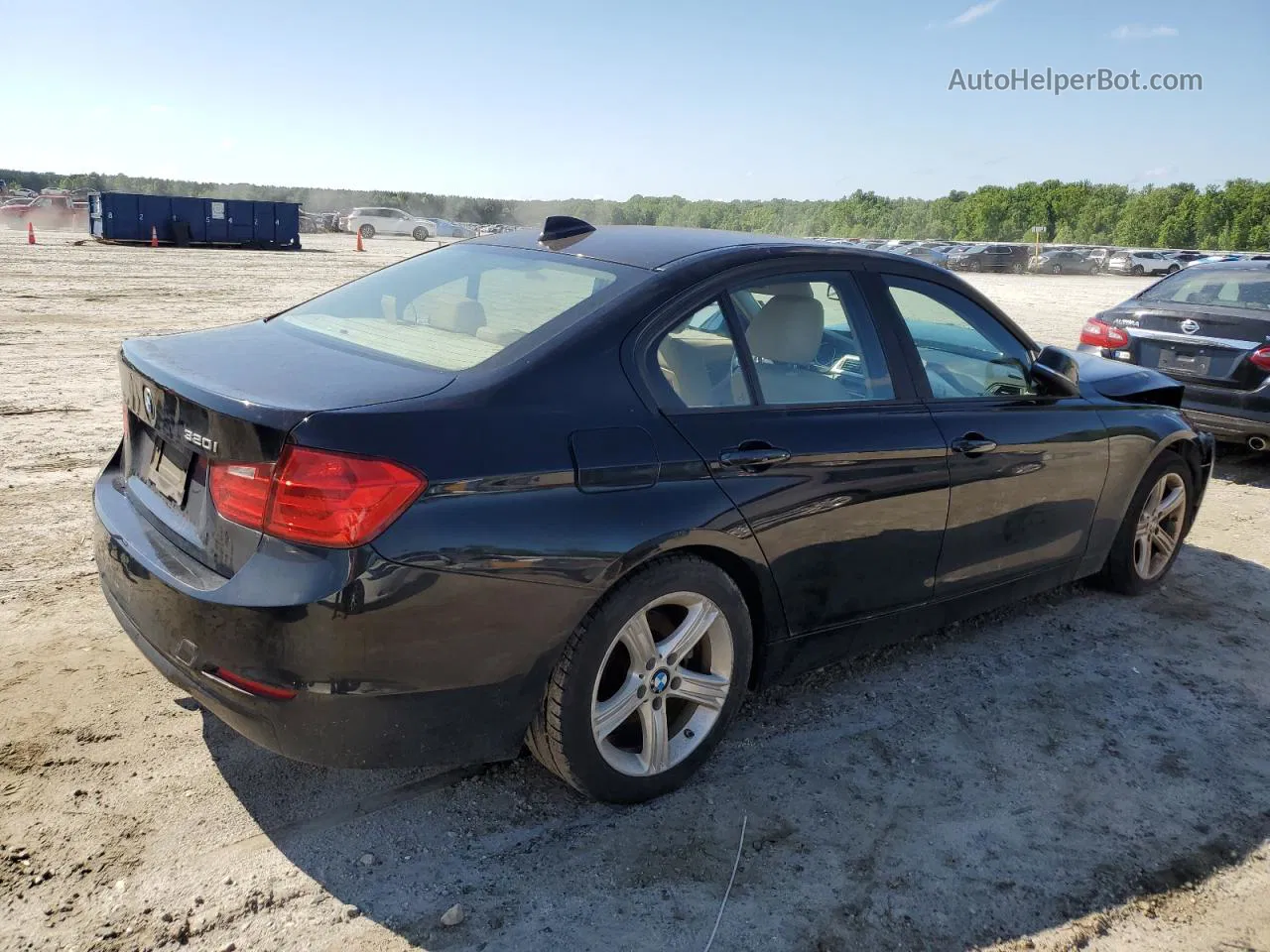 2015 Bmw 320 I Черный vin: WBA3B1C56FK136471