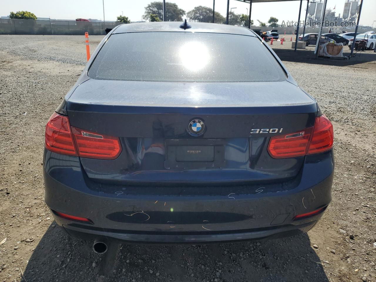 2014 Bmw 320 I Blue vin: WBA3B1C57EP679538