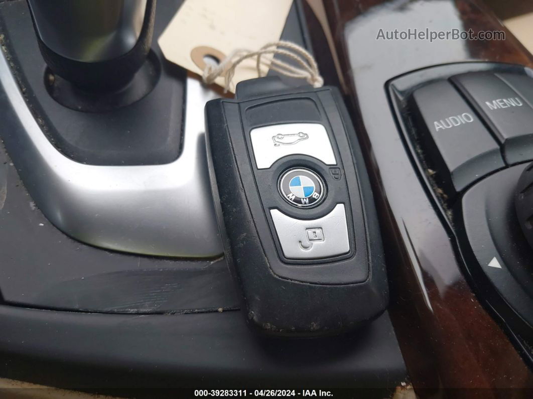 2013 Bmw 320i   Красный vin: WBA3B1C5XDF462473