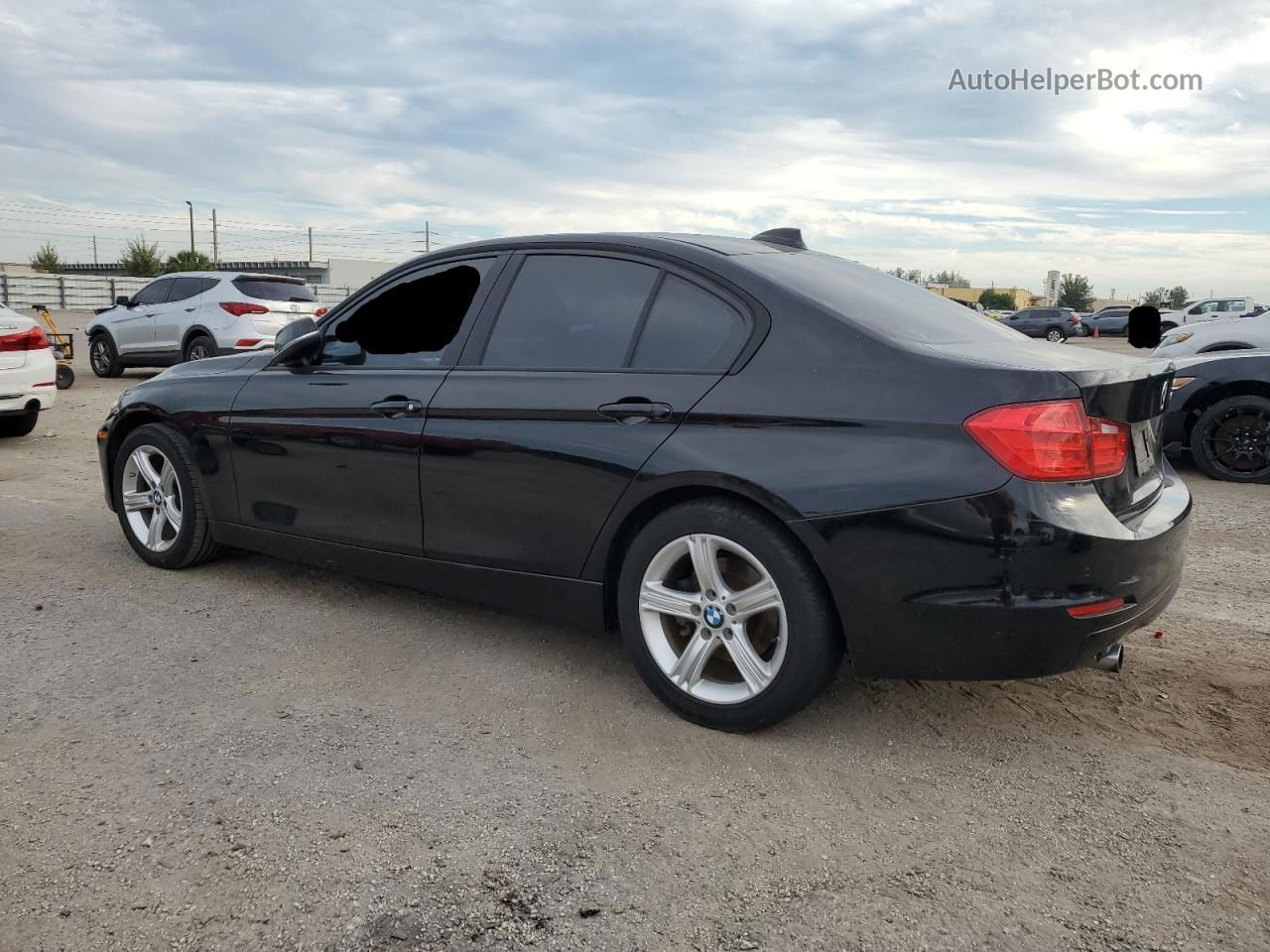 2015 Bmw 320 I Черный vin: WBA3B1C5XFK140362