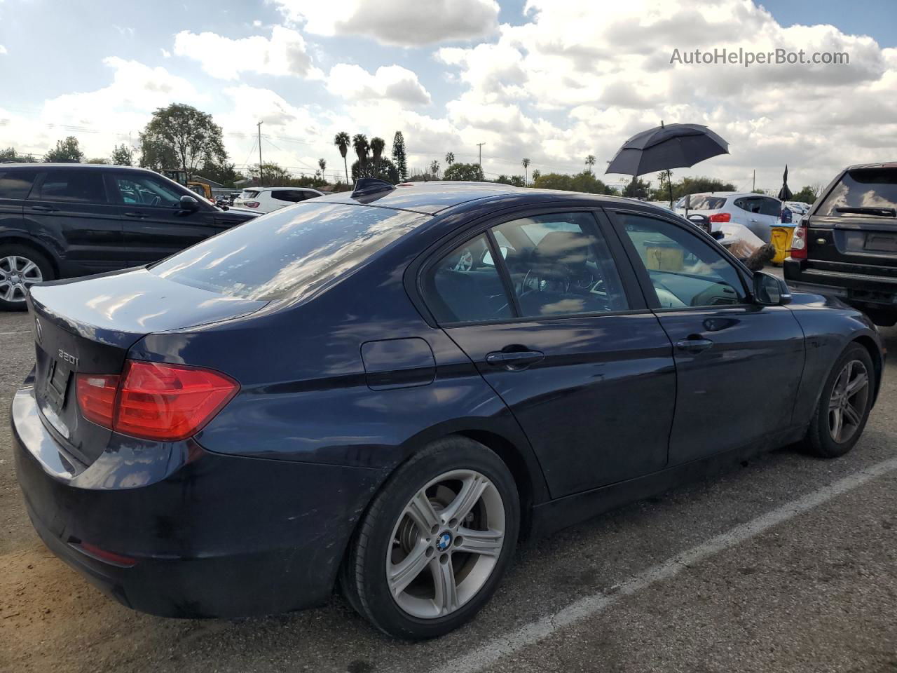 2015 Bmw 320 I Blue vin: WBA3B1G50FNT05036