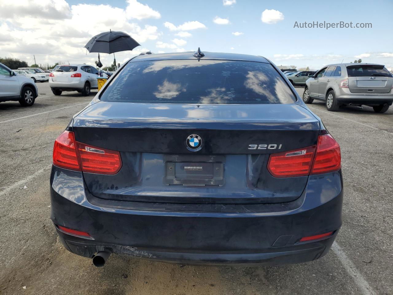 2015 Bmw 320 I Blue vin: WBA3B1G50FNT05036