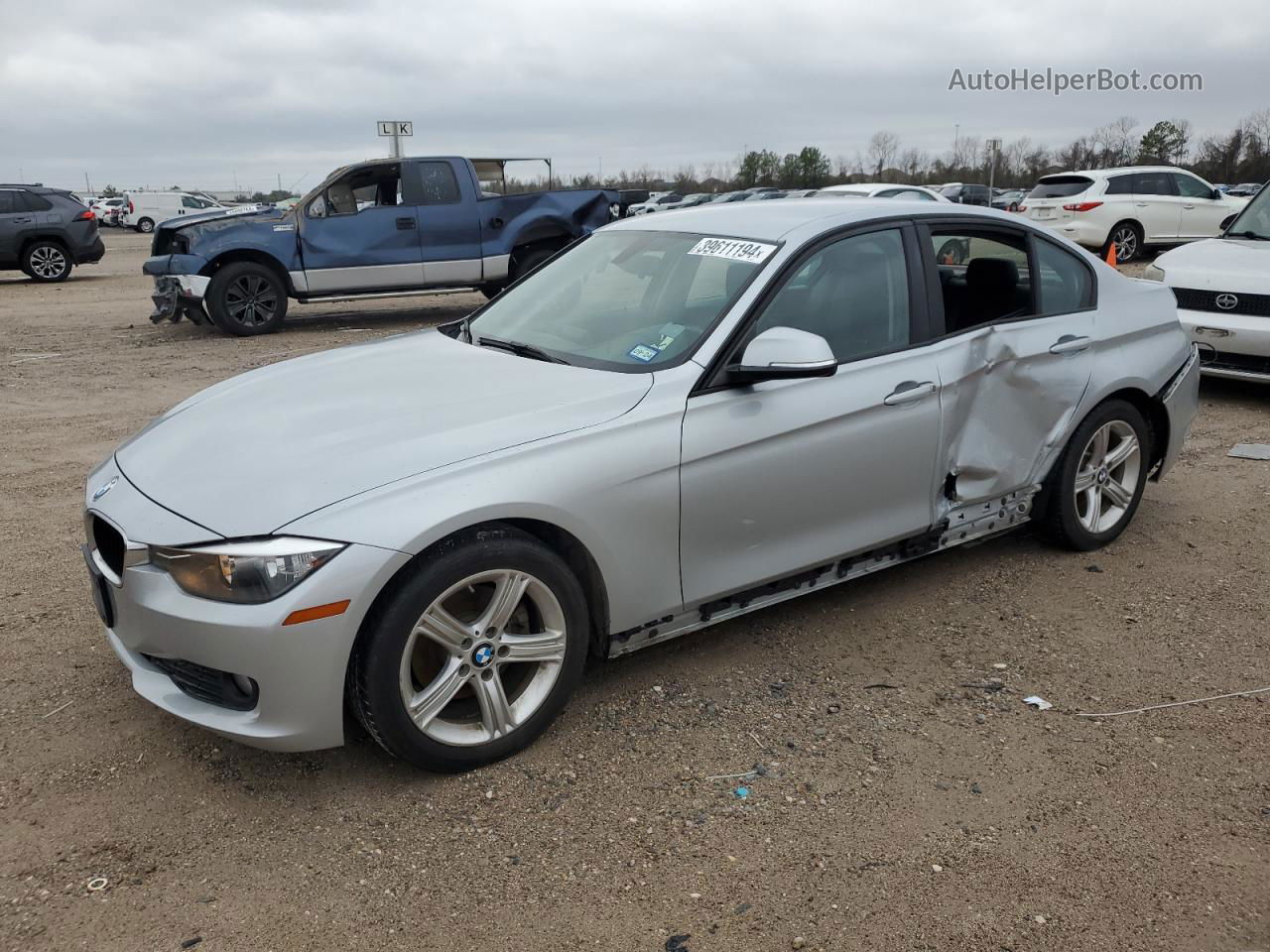 2015 Bmw 320 I Серебряный vin: WBA3B1G50FNT64779