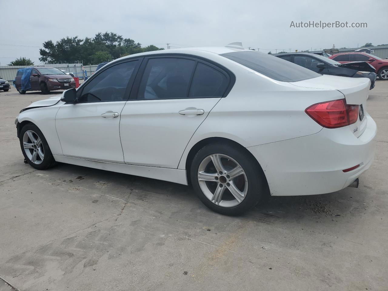 2014 Bmw 320 I White vin: WBA3B1G54ENN90449