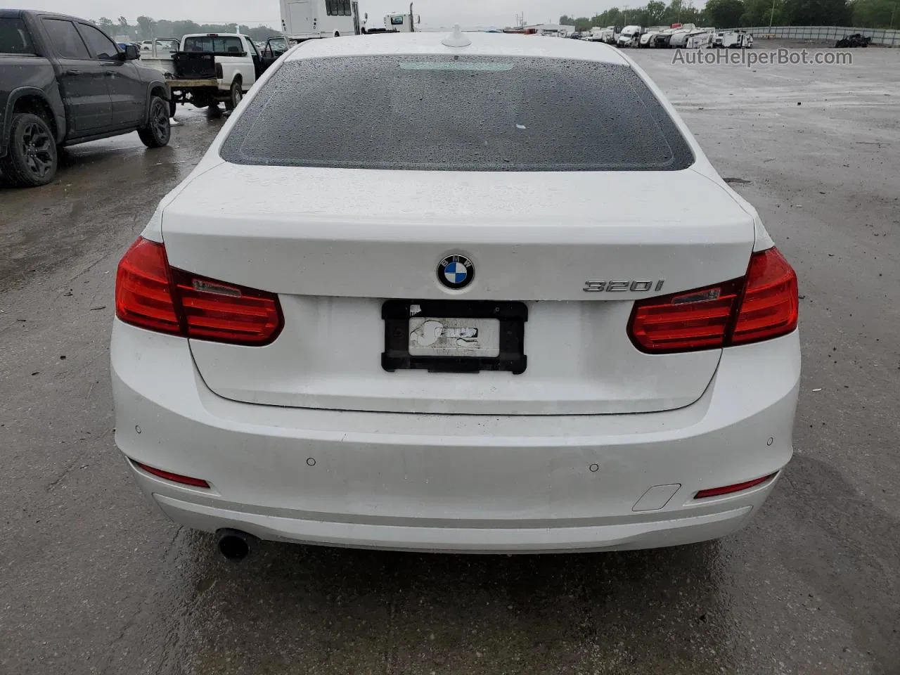 2014 Bmw 320 I White vin: WBA3B1G56ENS79184