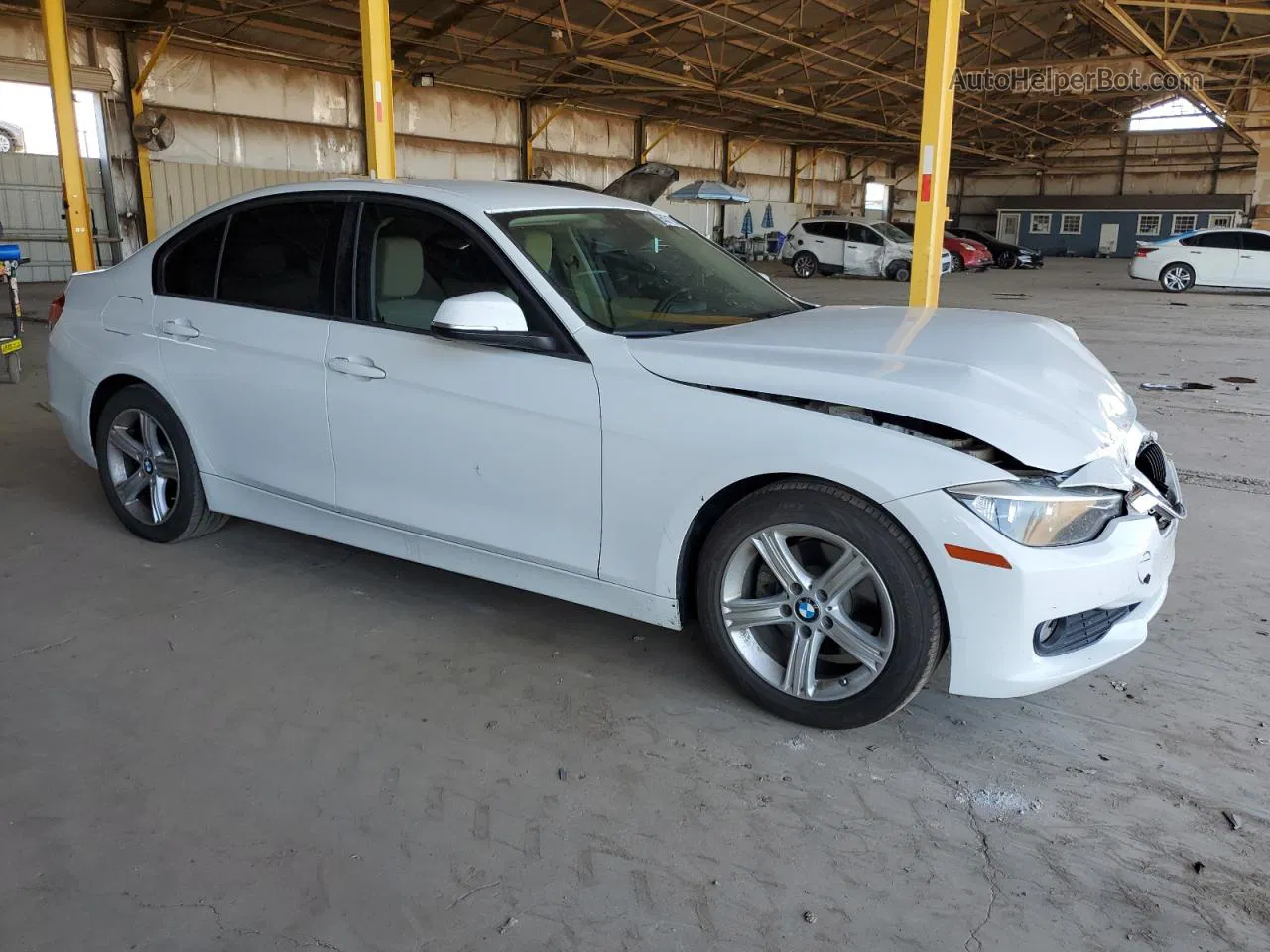 2014 Bmw 320 I White vin: WBA3B1G56ENS80674