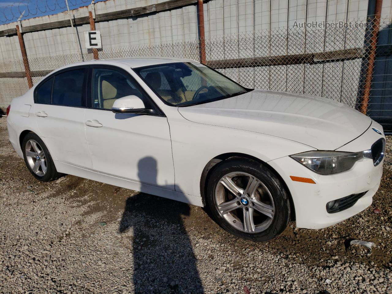 2015 Bmw 320 I White vin: WBA3B1G56FNT02268