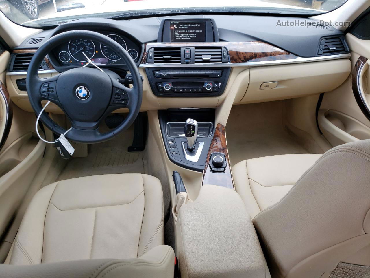 2014 Bmw 320 I Белый vin: WBA3B1G58ENS78490