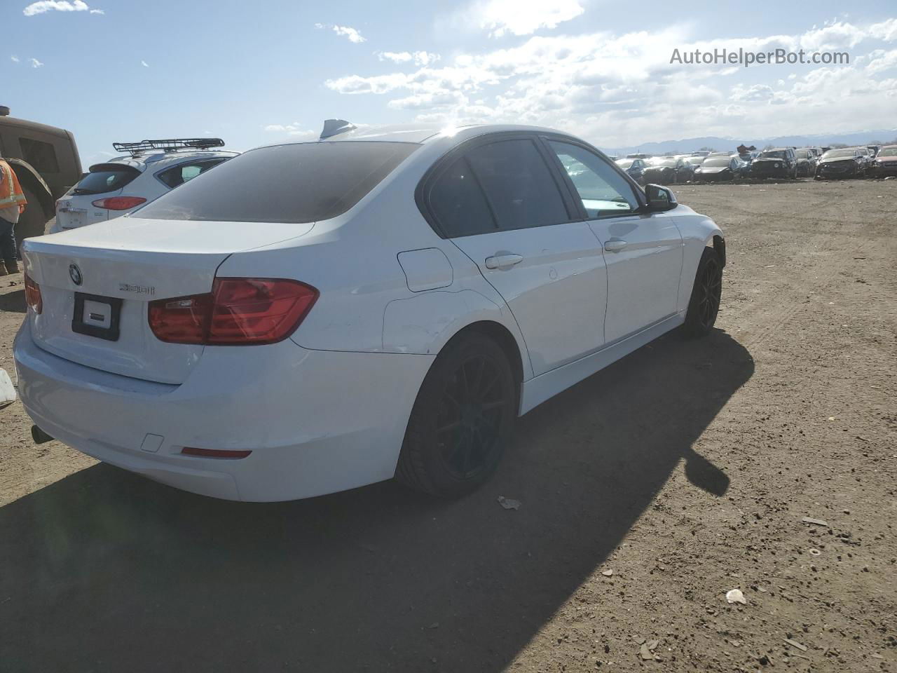 2014 Bmw 320 I White vin: WBA3B1G58ENT01220