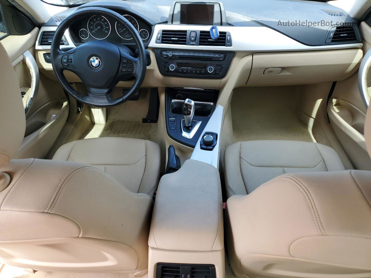 2015 Bmw 320 I Черный vin: WBA3B1G5XFNT06906