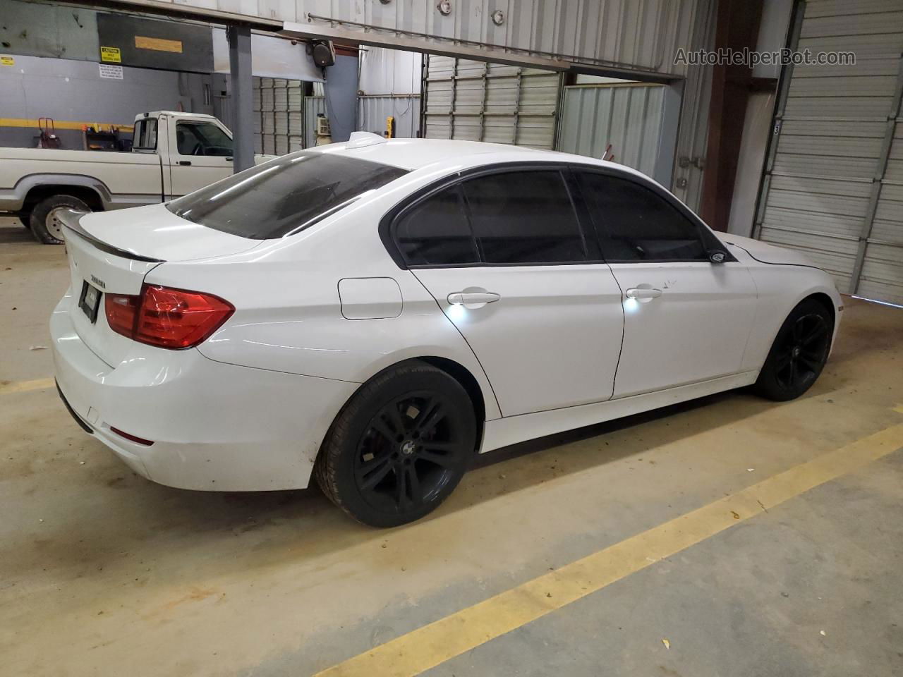 2014 Bmw 328 Xi White vin: WBA3B3G51ENR82137