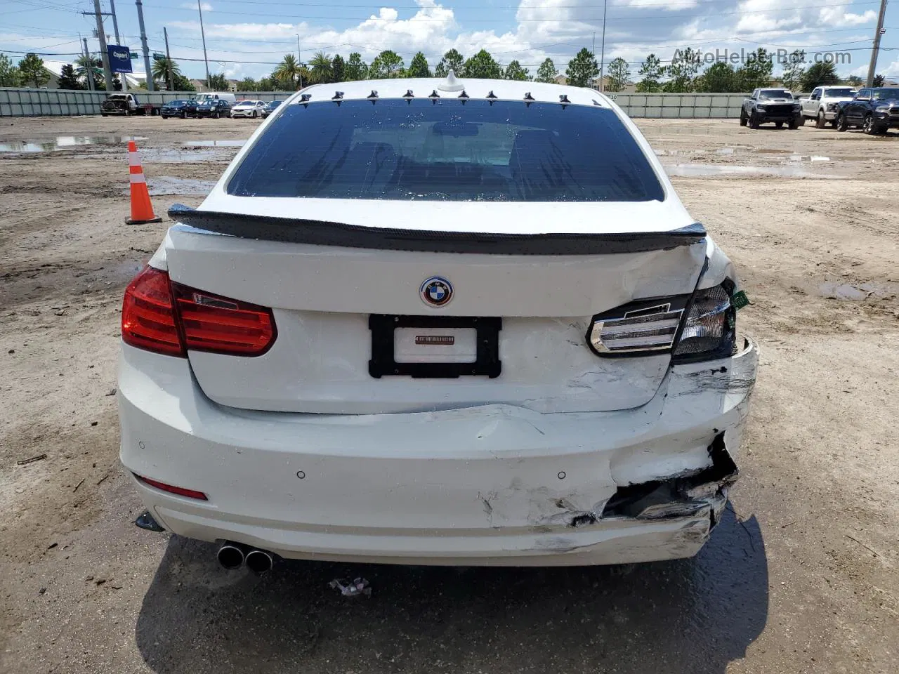 2015 Bmw 328 Xi White vin: WBA3B3G52FNR89115