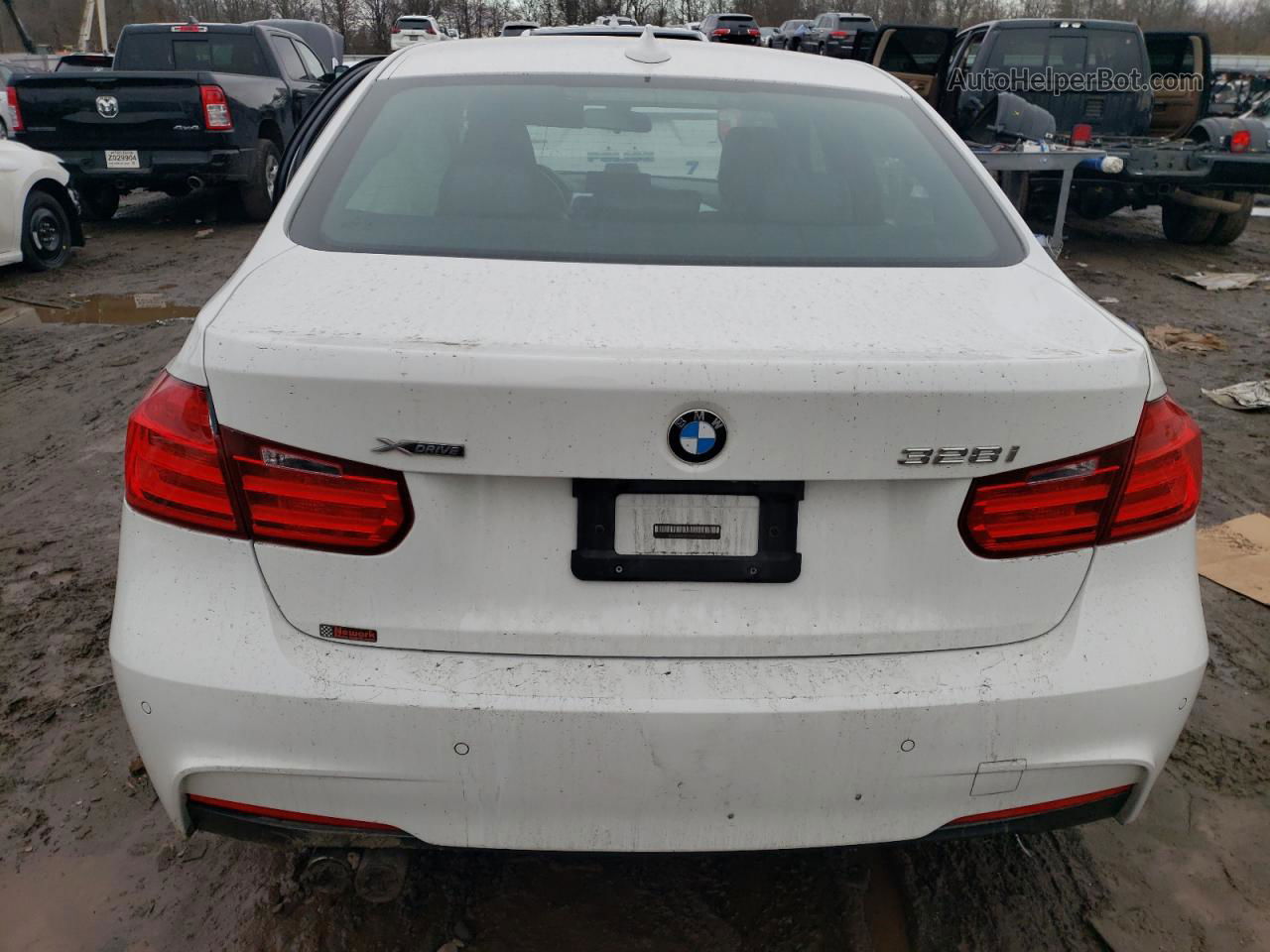 2015 Bmw 328 Xi White vin: WBA3B3G52FNT18303