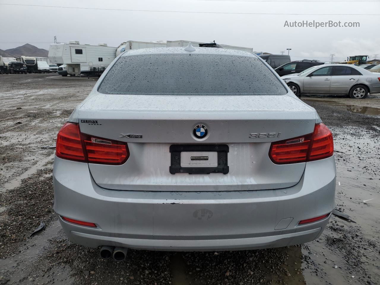 2015 Bmw 328 Xi Серебряный vin: WBA3B3G53FNR87891