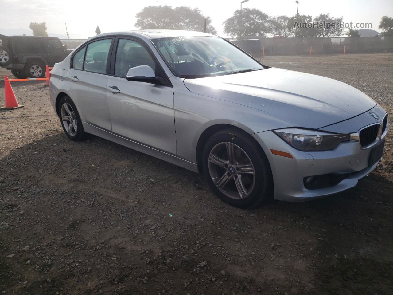 2015 Bmw 328 Xi Silver vin: WBA3B3G55FNR89058