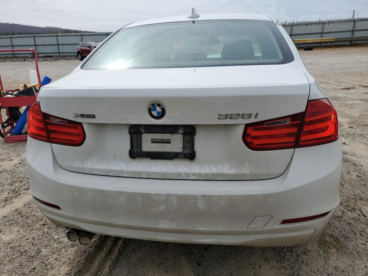 2015 Bmw 328 Xi Sulev Белый vin: WBA3B5G5XFNS15495