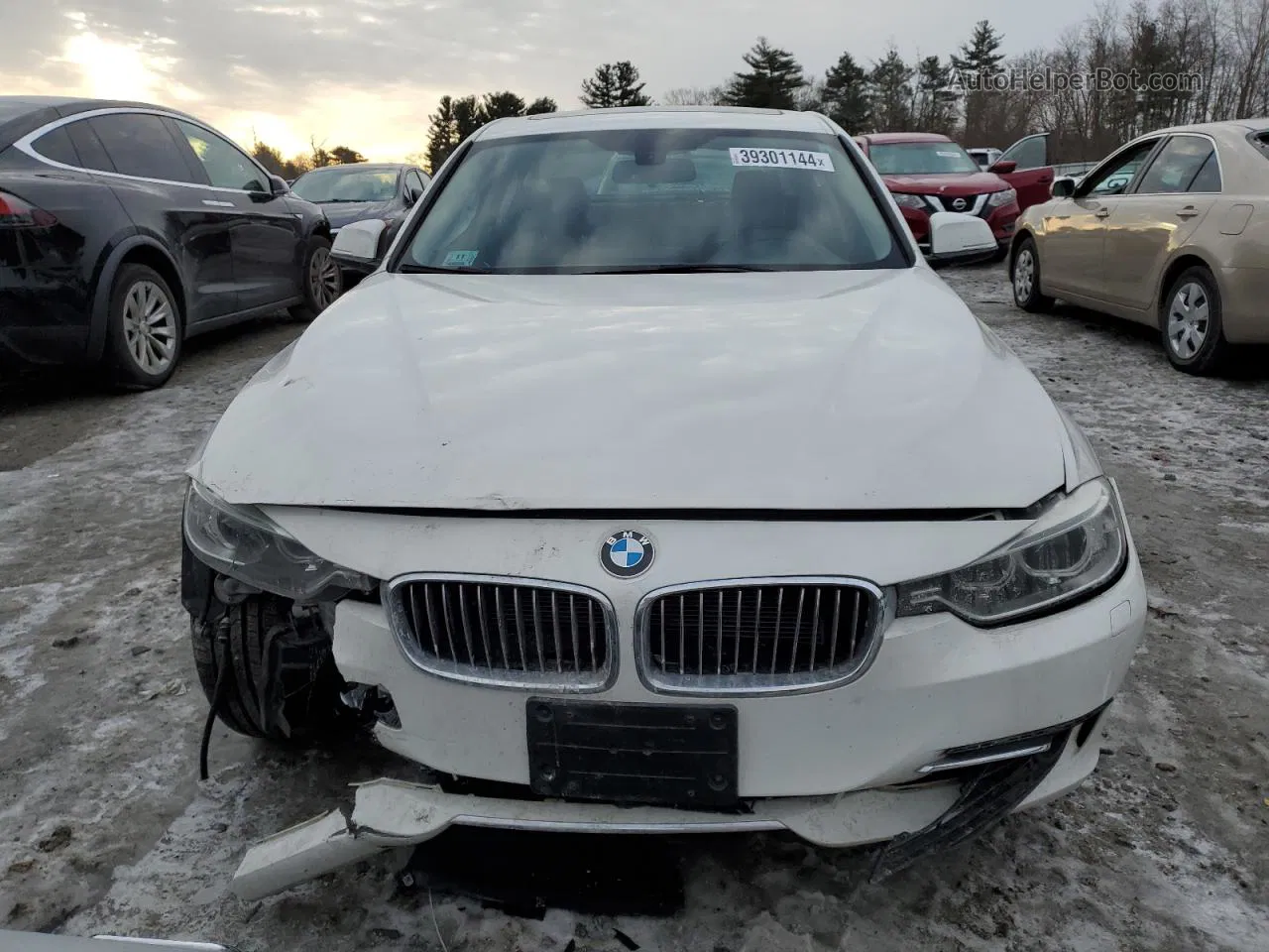 2014 Bmw 335 Xi White vin: WBA3B9C54EP458025