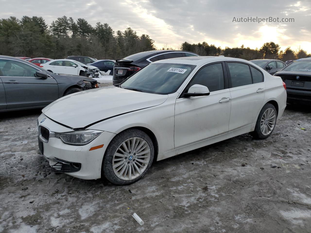 2014 Bmw 335 Xi White vin: WBA3B9C54EP458025