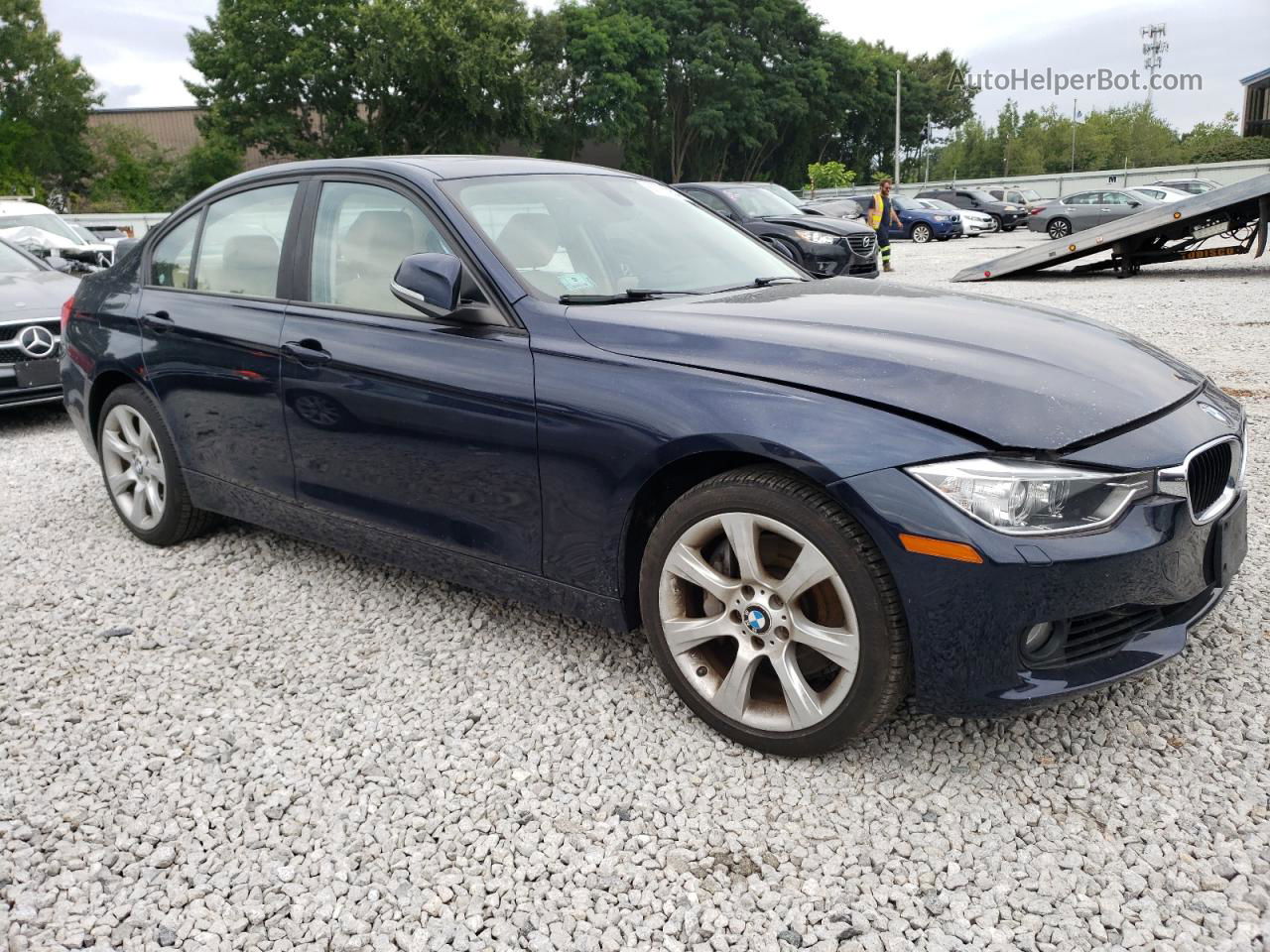 2013 Bmw 335 Xi Blue vin: WBA3B9C59DF585731