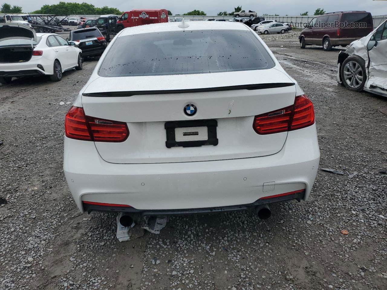 2013 Bmw 335 Xi White vin: WBA3B9G57DNR79065