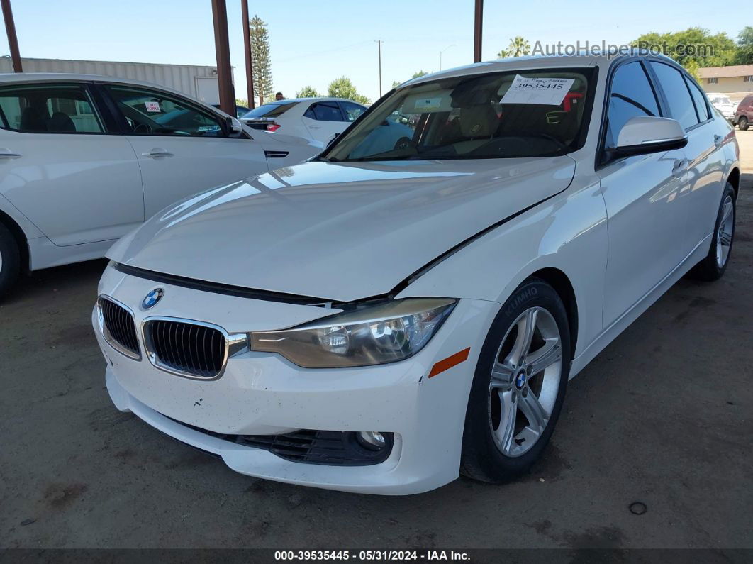 2012 Bmw 328i   White vin: WBA3C1C55CF433443