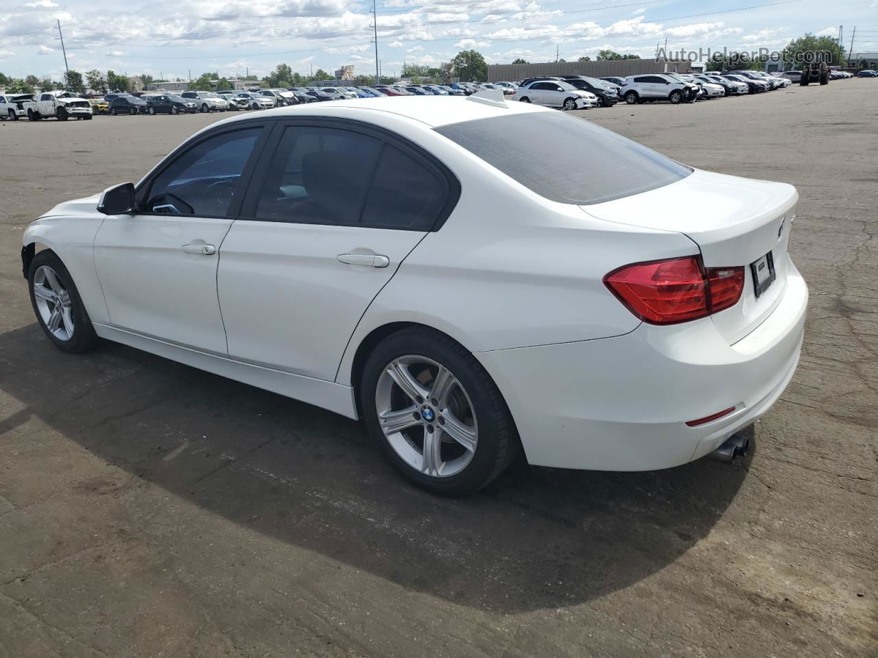 2012 Bmw 328 I Sulev Белый vin: WBA3C1C58CA696670