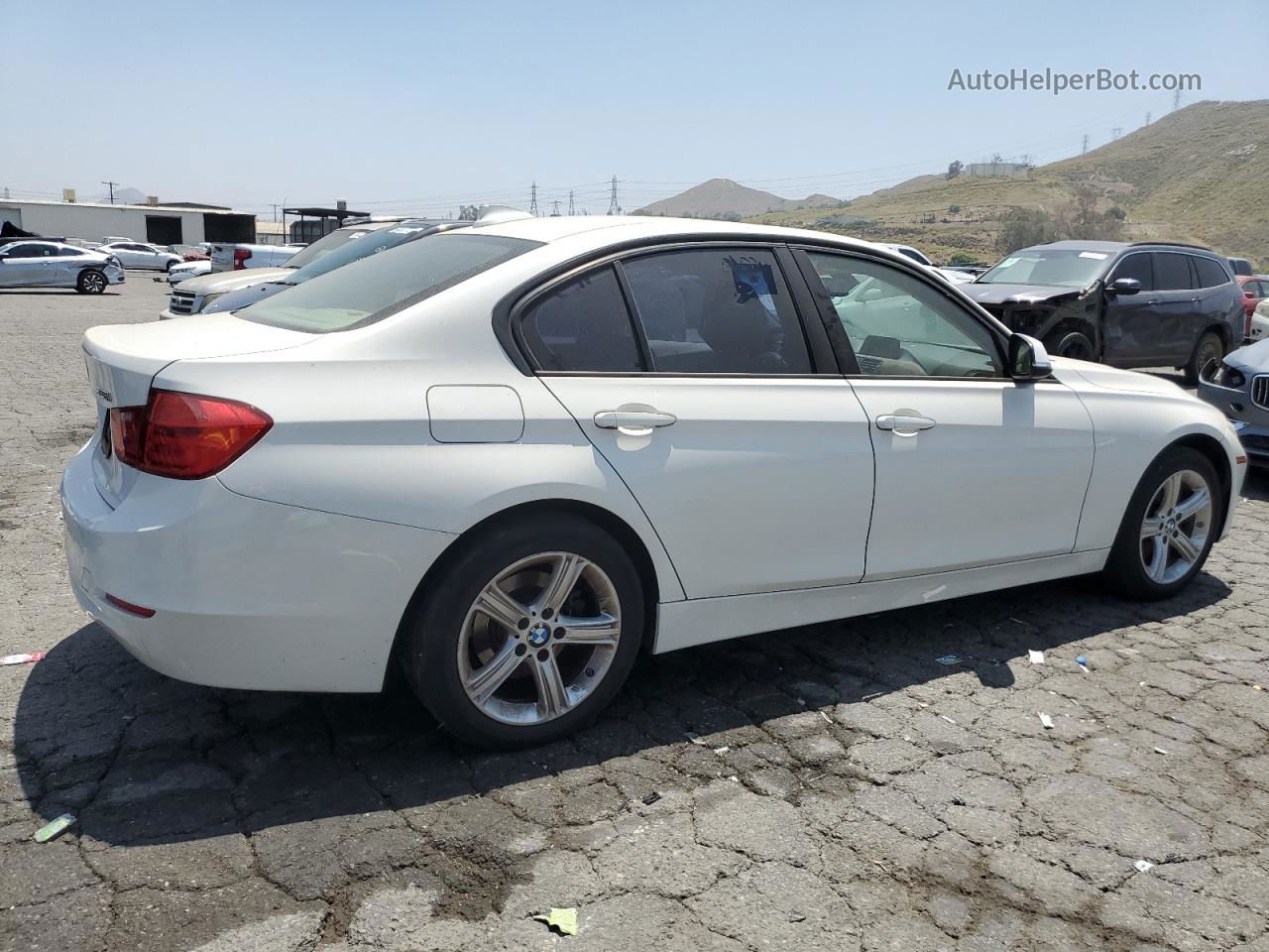 2014 Bmw 328 I Sulev Белый vin: WBA3C1C58EK108957